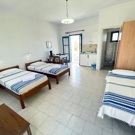 Thalassitis Coastal Apartments Playa de Perivolos Exterior foto