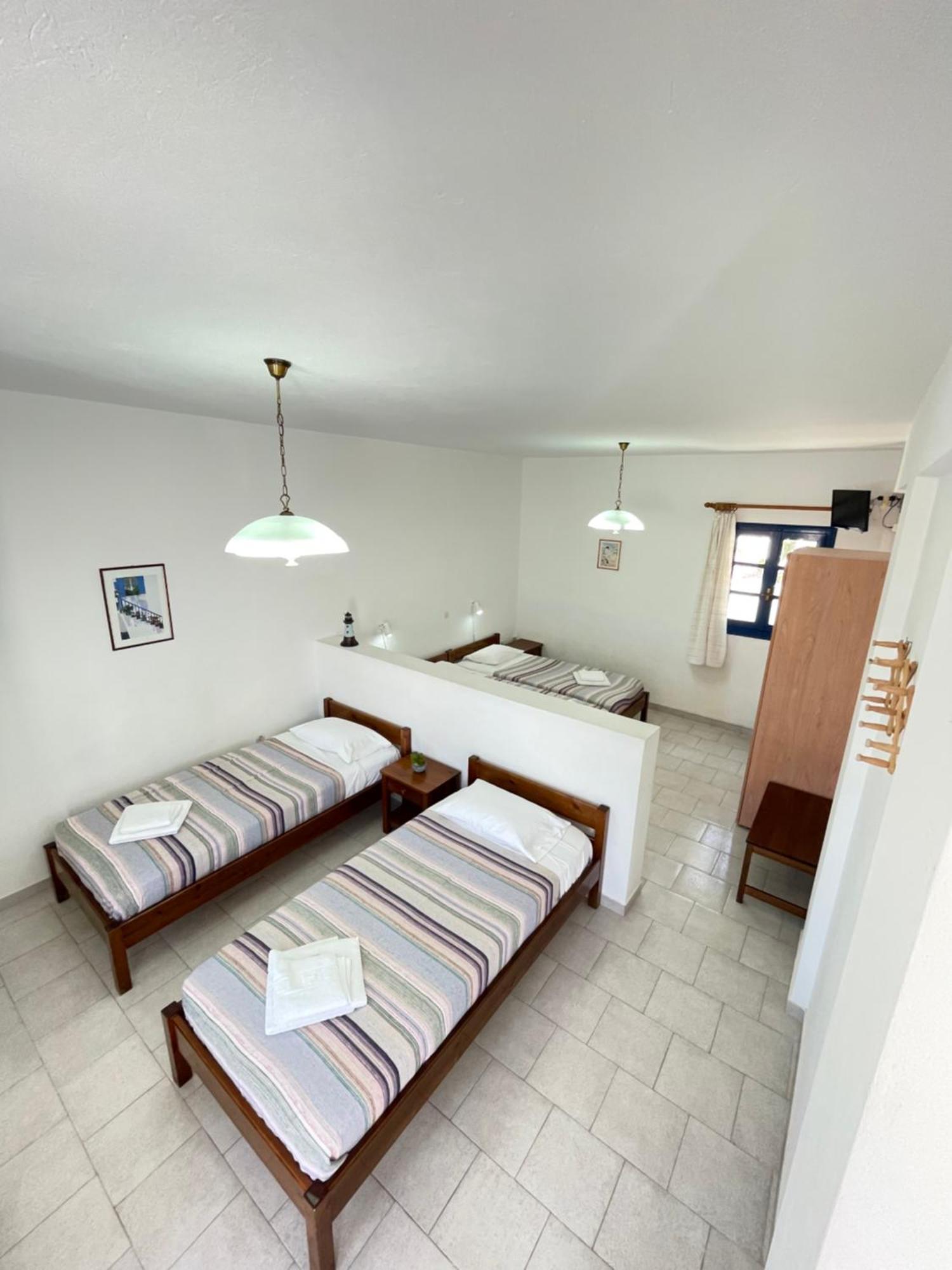Thalassitis Coastal Apartments Playa de Perivolos Exterior foto